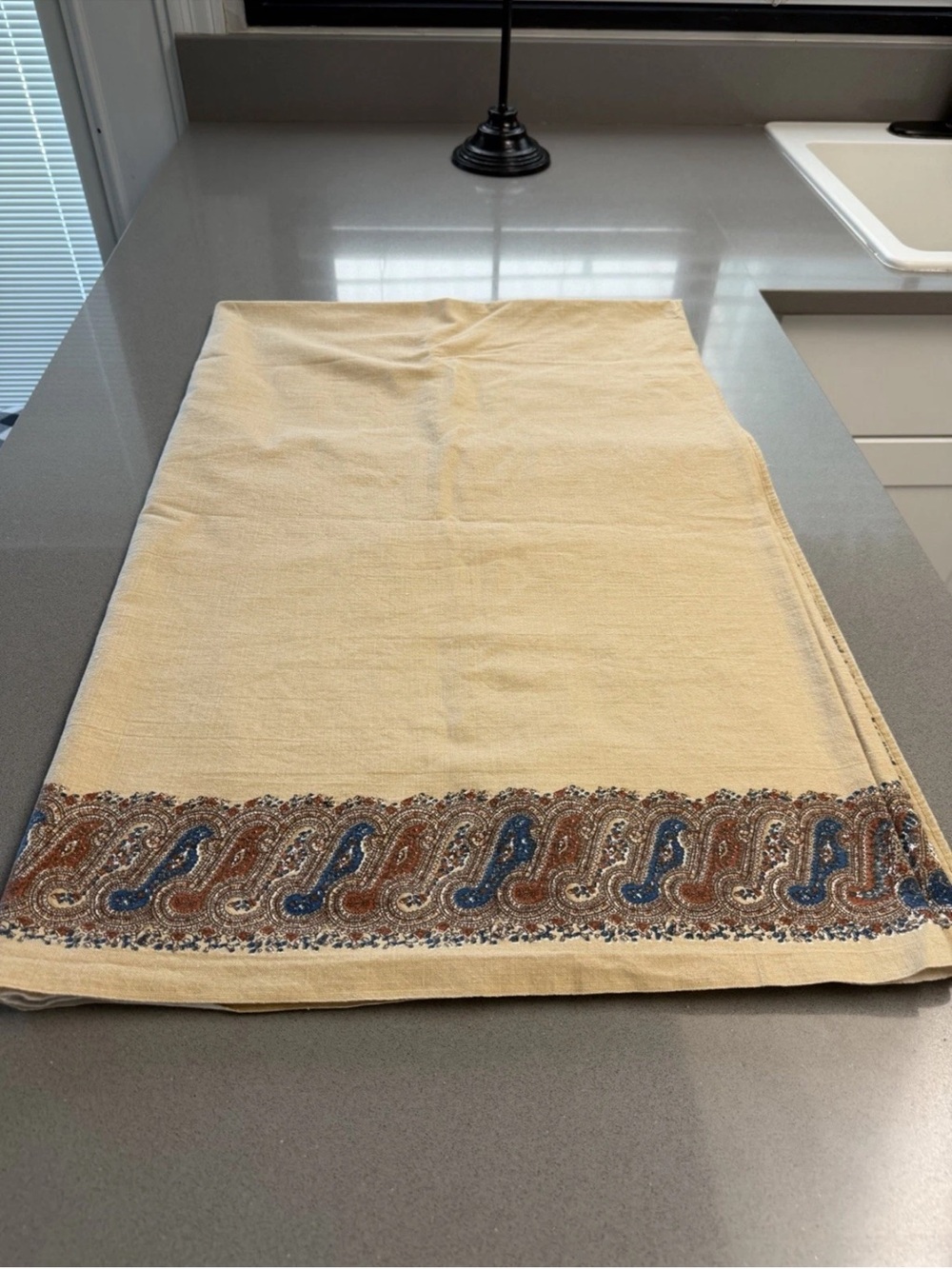 Vintage Anne Klein Tablecloth 76x58 Cotton Paisley Robinson Golluber USA